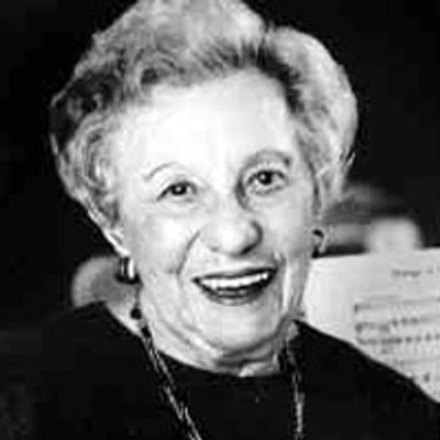 Portrait of Linda Phillips