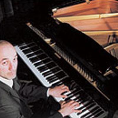 Photograph of Enio Pozzebon