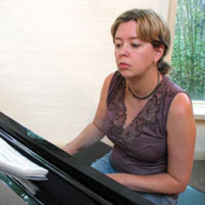 Portrait of Jo Abbott