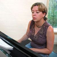 Photograph of Jo Abbott