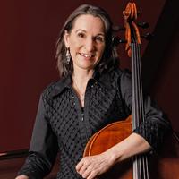 Photograph of Zoe Knighton