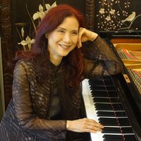 Photograph of Nancy Tsou