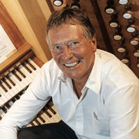 Photograph of Christopher Dearnley