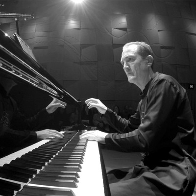 Image: Andrián Pertout’s monumental piano work ‘Luz Meridional’ is full of delights