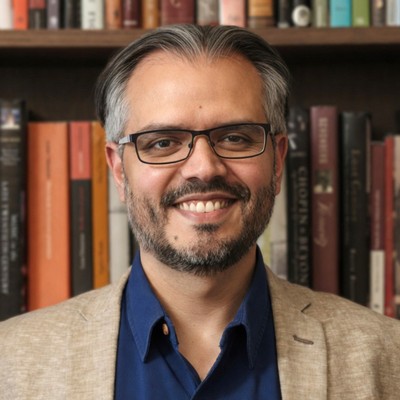 Photograph of Alejandro Téllez
