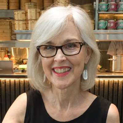 Photograph of Linda Verrier
